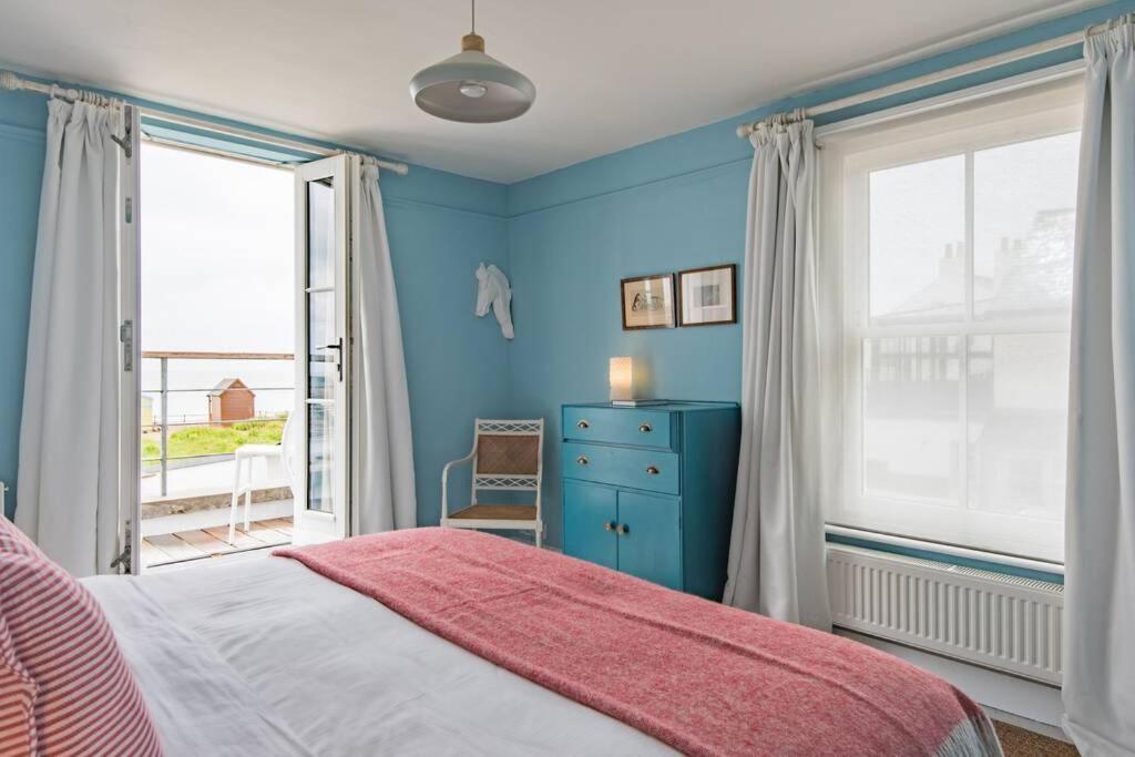 Trafalgar Cottage - Stunning Sea View Property On Beach Kingsdown  エクステリア 写真